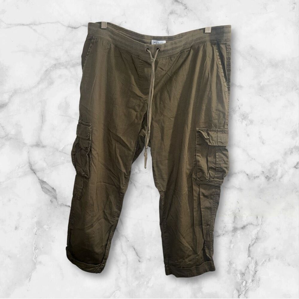 ✨Johnny Was Green Cargo Cropped Sz Medium Pants✨